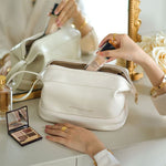 Large-Capacity Travel Cosmetic Bag, Makeup Bags Portable Travel Cosmetic Bag Waterproof Organize